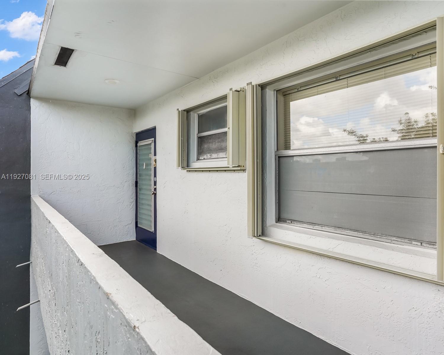 SANDS POINT CONDOMINIUM I - Residential