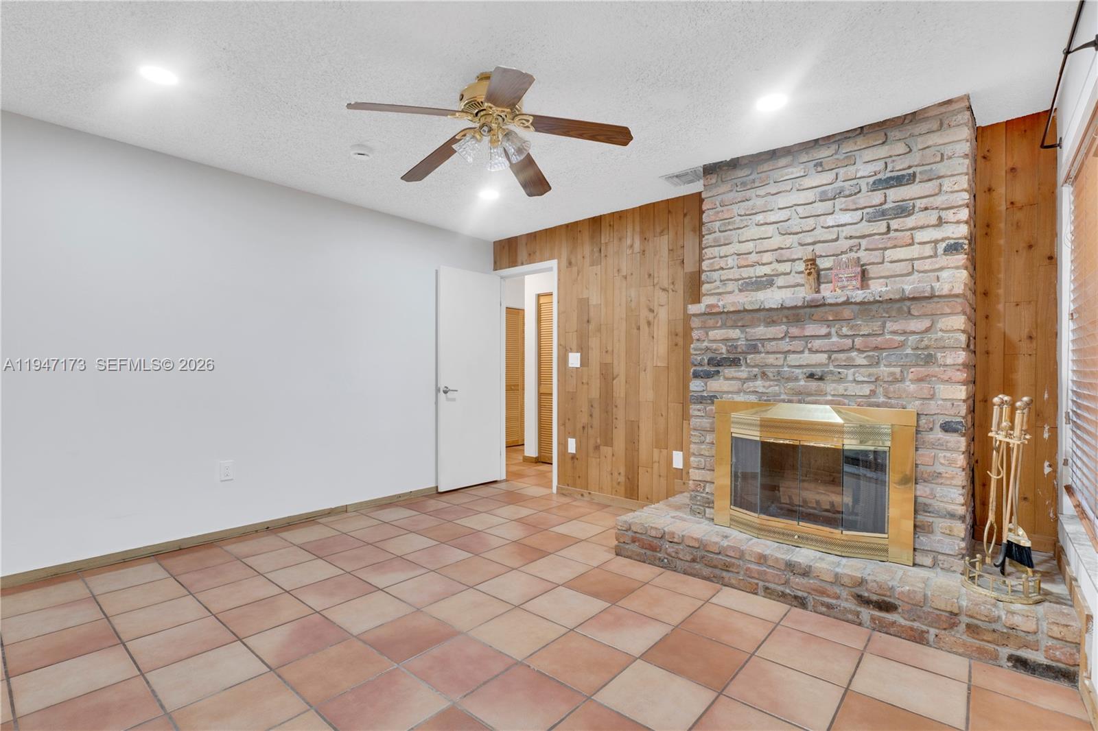 R J KATZ SUB - Residential