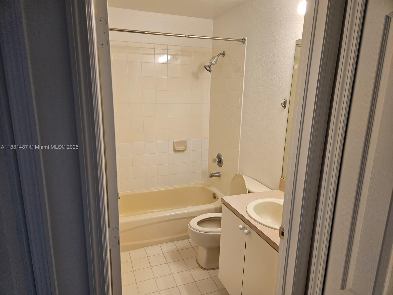 CENTURY PARK CONDO - Residential Lease