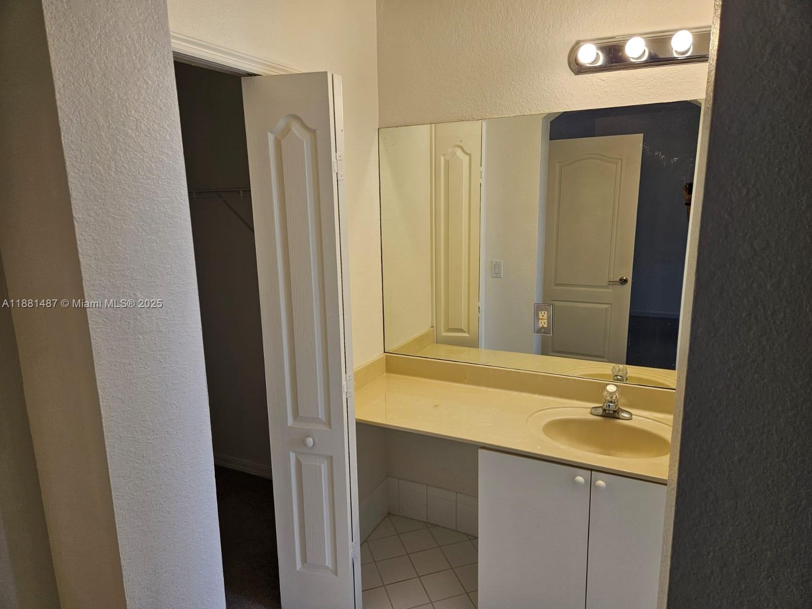 CENTURY PARK CONDO - Residential Lease
