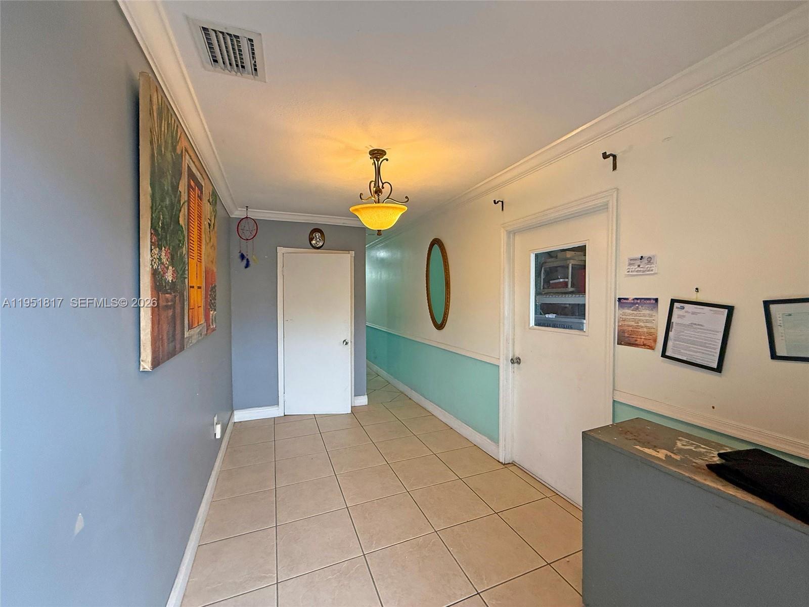 7935 NW 64th St 7935