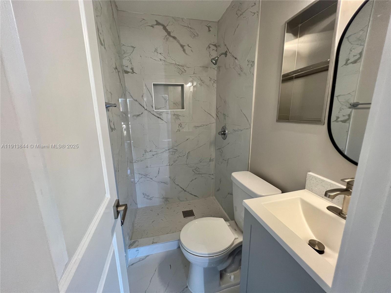 HOLLYWOOD BEACH HEIGHTS S - Residential Lease