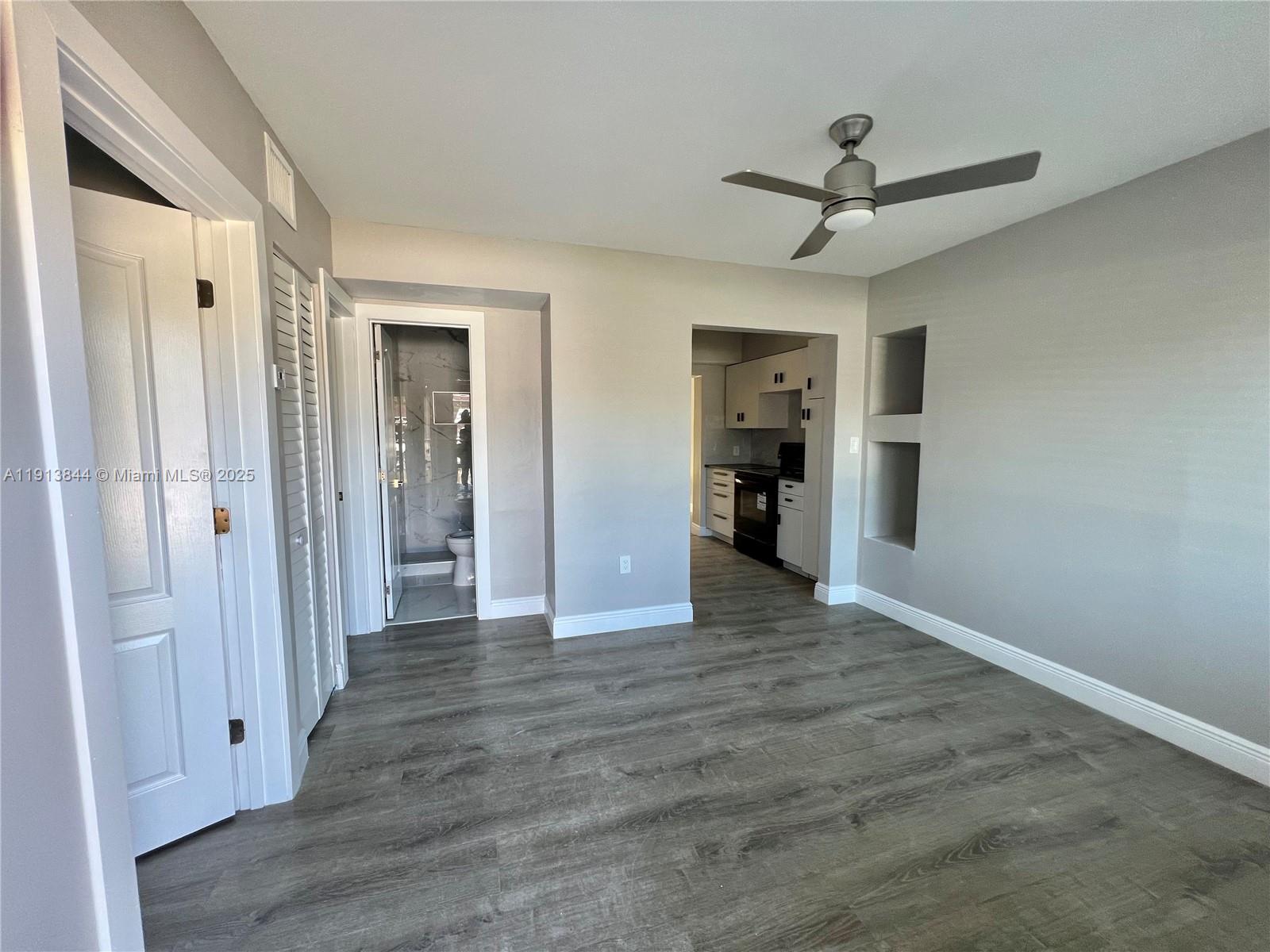 HOLLYWOOD BEACH HEIGHTS S - Residential Lease