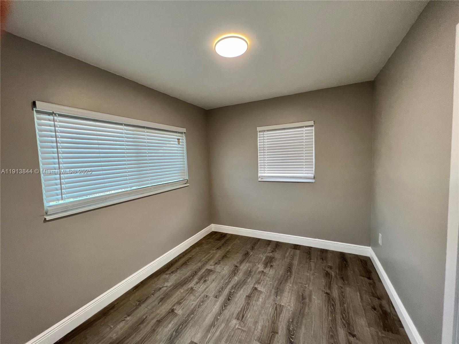 HOLLYWOOD BEACH HEIGHTS S - Residential Lease