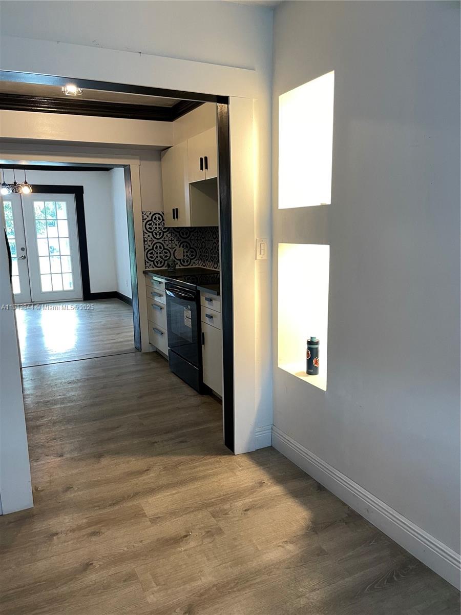 HOLLYWOOD BEACH HEIGHTS S - Residential Lease