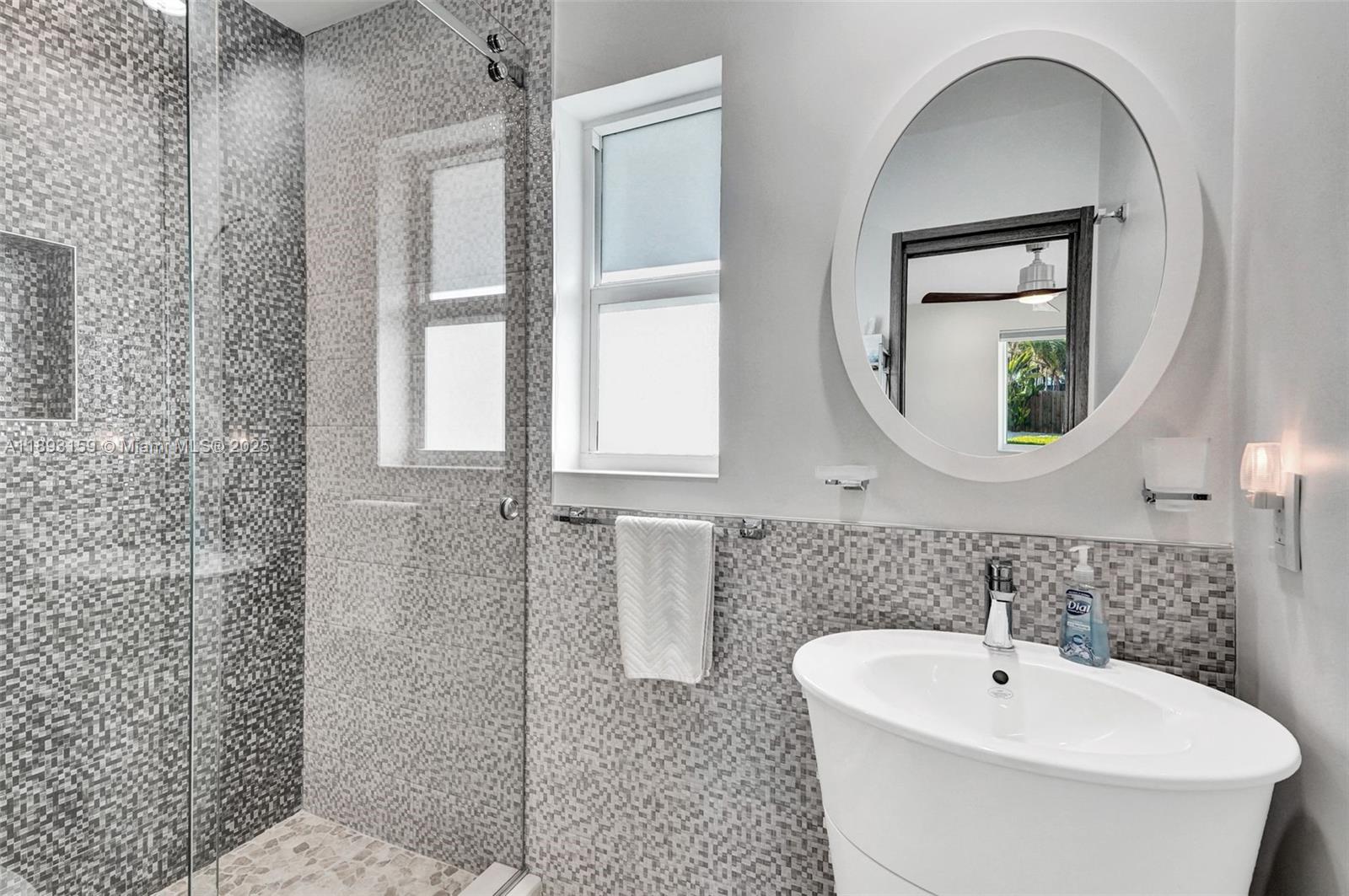 LAUDERDALE BEACH EXT UNIT - Residential Lease