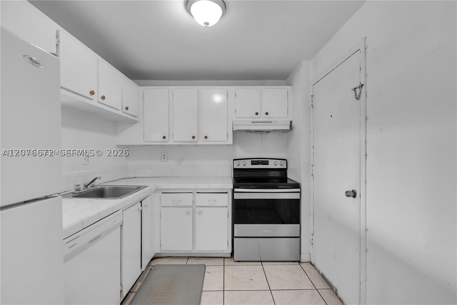 9001 SW 77th Ave C402