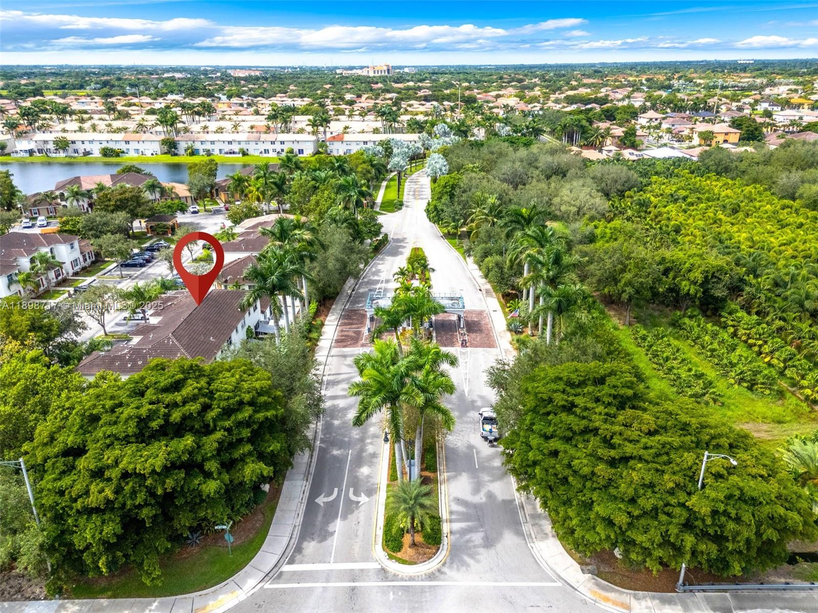 MARBELLA BAY - Residential