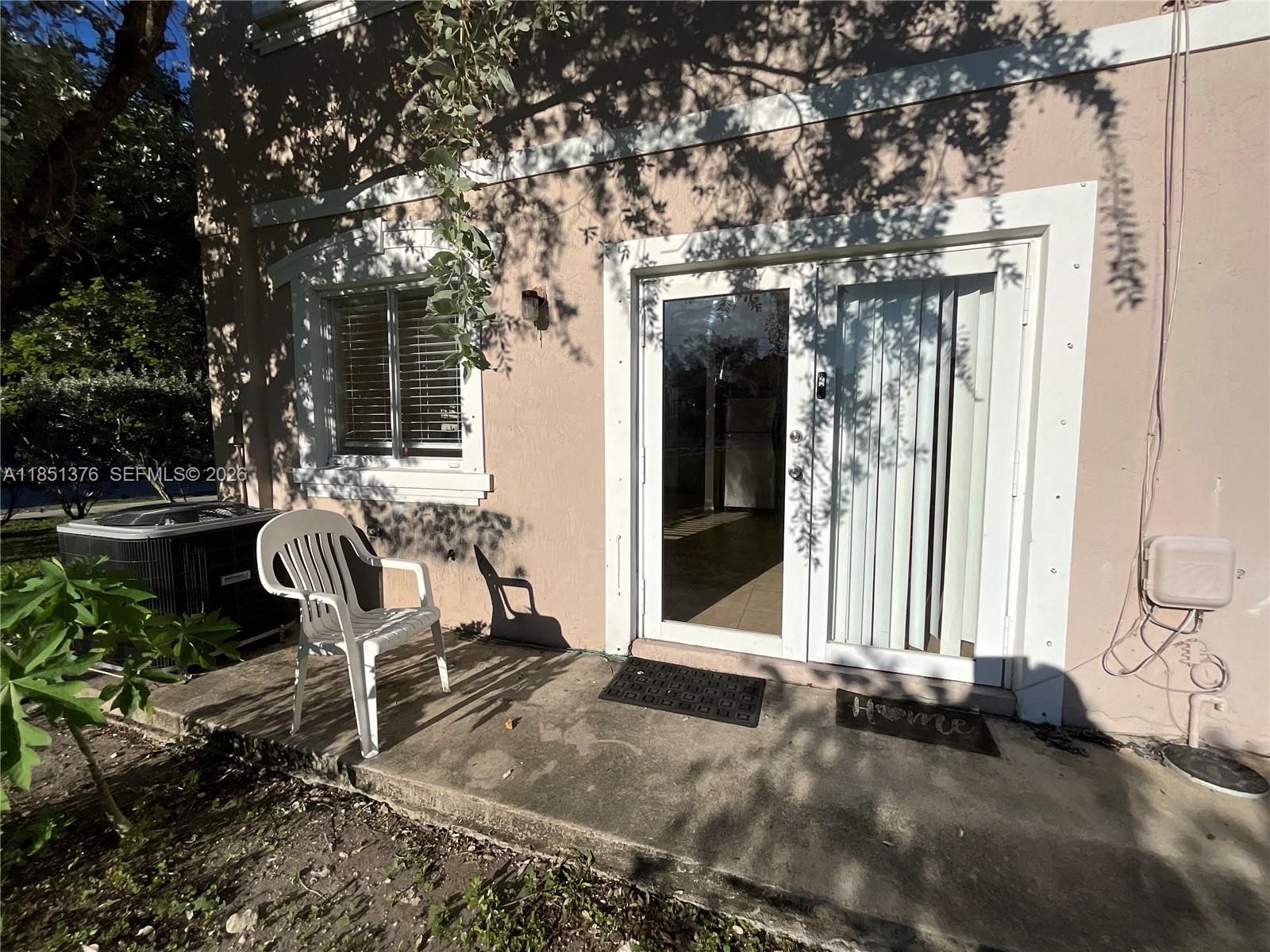 CRYSTAL LAKE 2ND SEC - Residential Lease