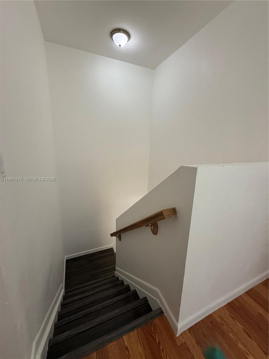 CRYSTAL LAKE 2ND SEC - Residential Lease