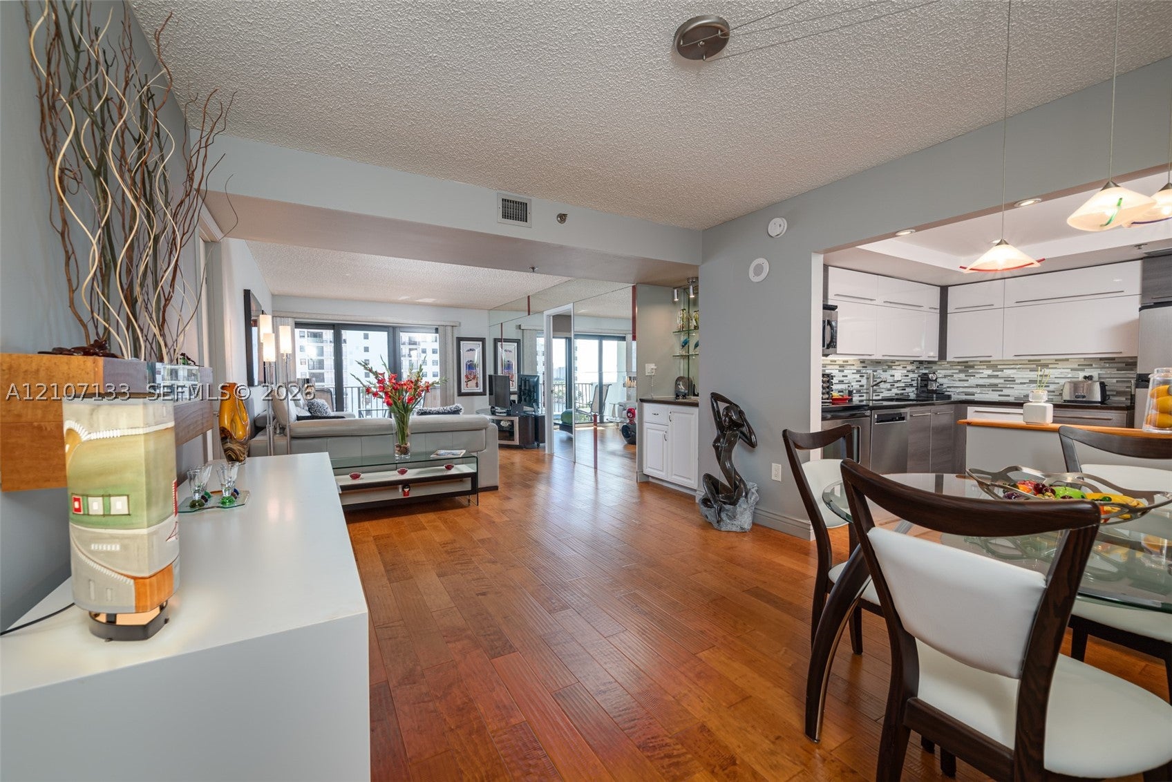 1201 S Ocean Dr 907N