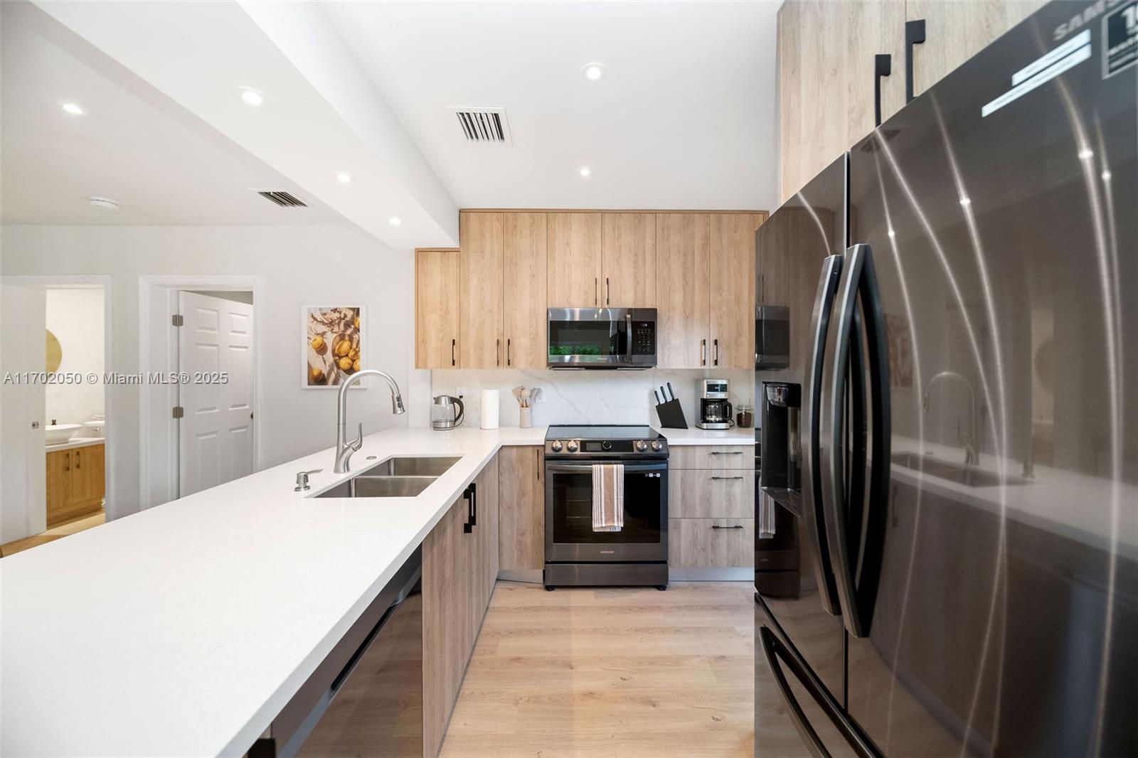 Property for Sale at 519 S 16th Ave, Hollywood, Broward County, Florida - Bedrooms: 3 
Bathrooms: 2  - $724,000