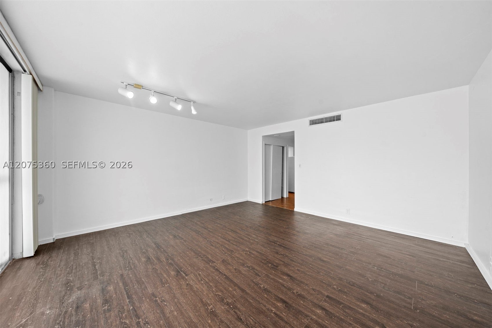 3301 NE 5th Ave 719