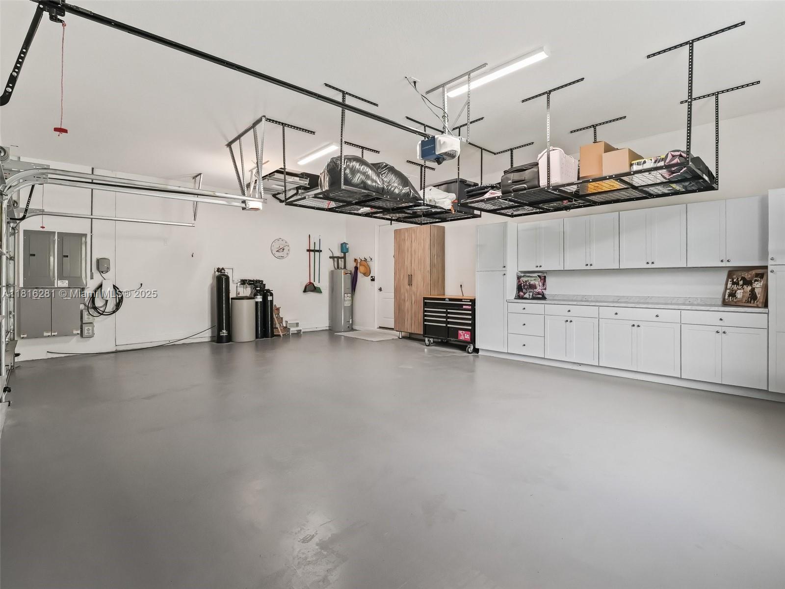 SUMMERHILL - Residential