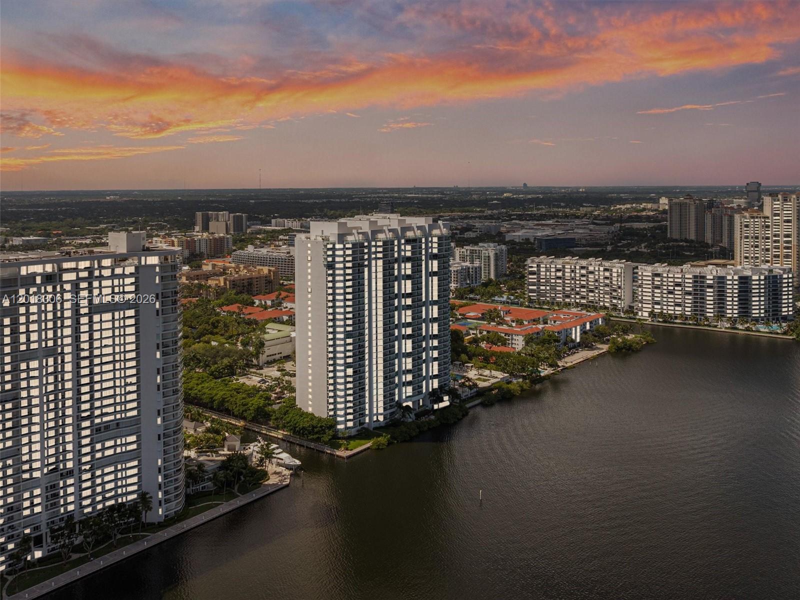 THE PENINSULA II CONDO - Residential