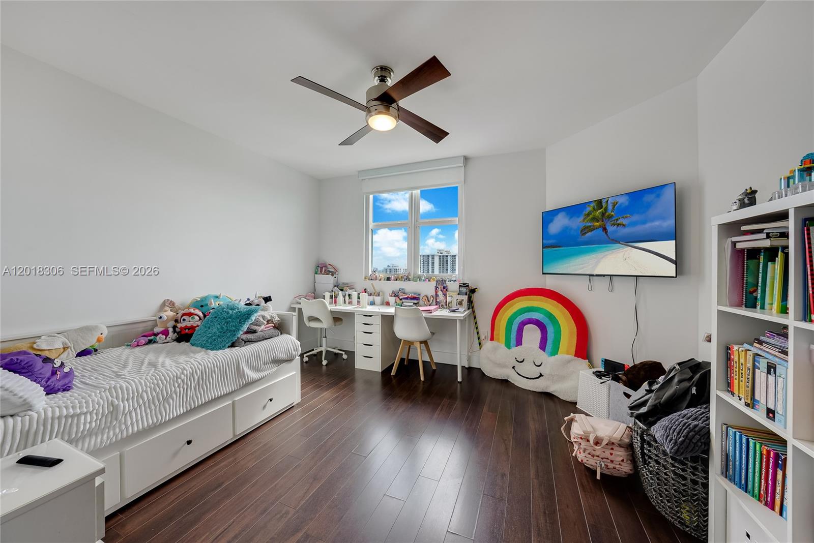 THE PENINSULA II CONDO - Residential