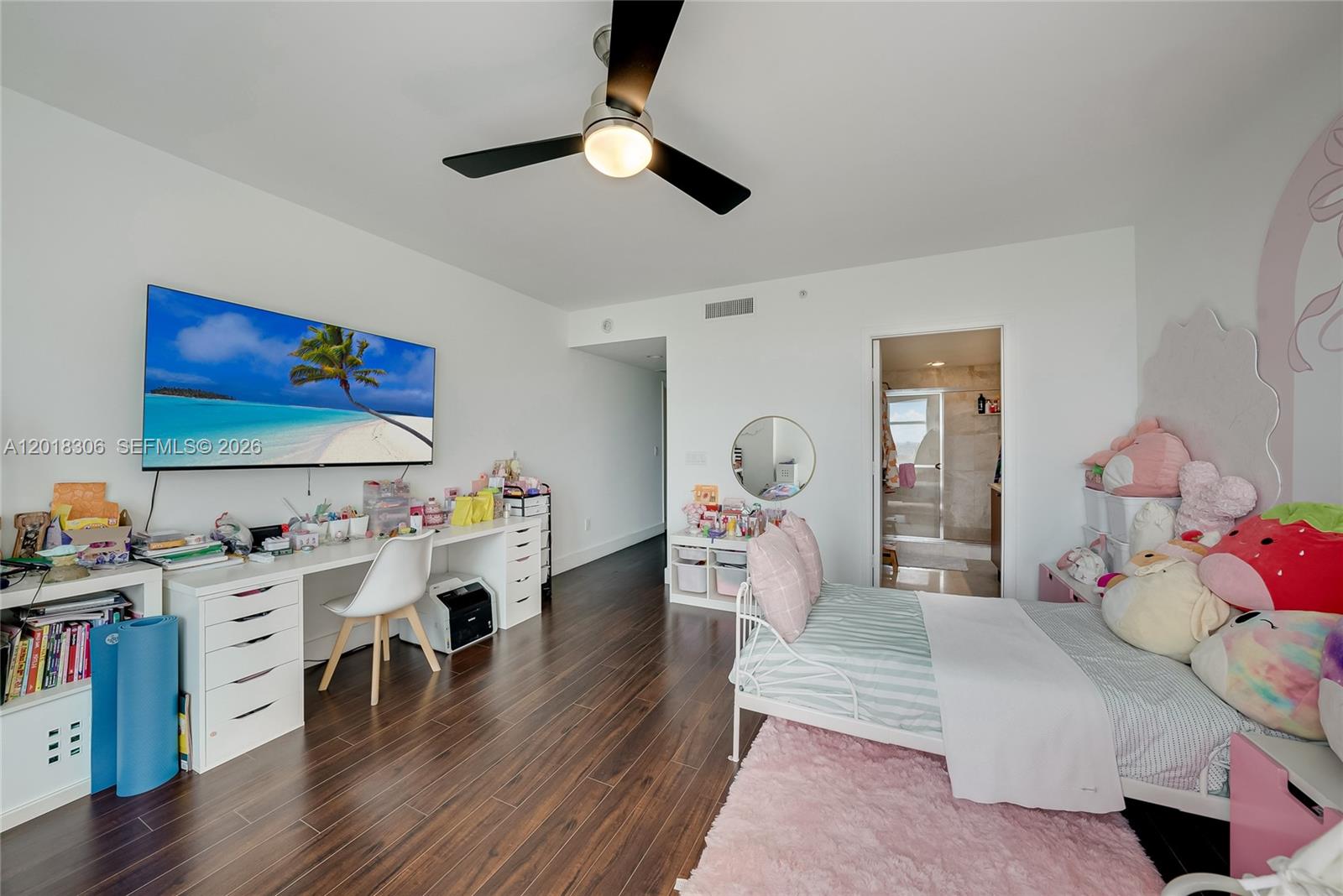 THE PENINSULA II CONDO - Residential