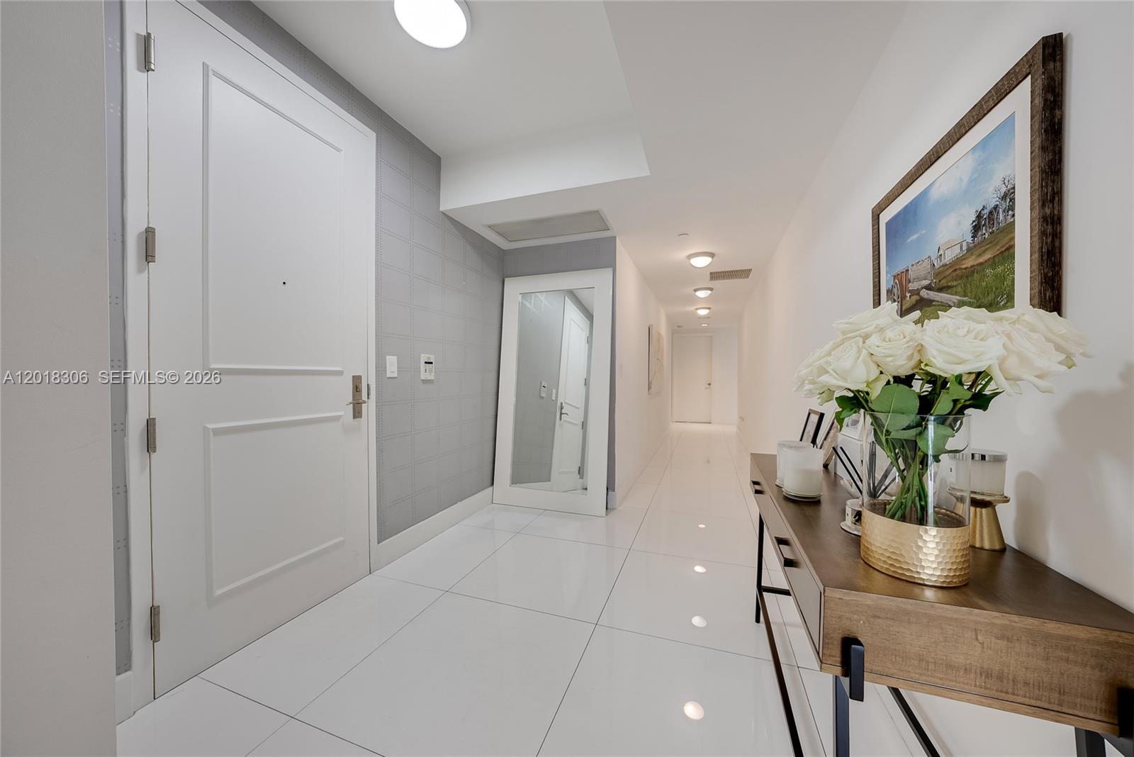 3301 NE 183rd St 2007, Aventura, FL, 33160/$1,820,000 2 3301 NE 183rd St 2007
