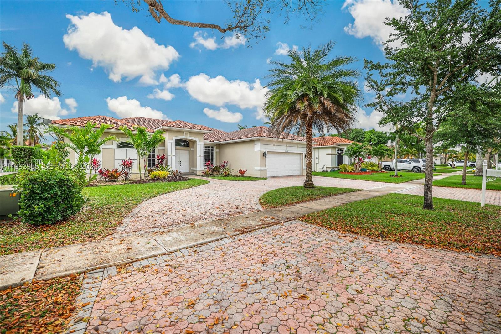 16418 NW 14th St
