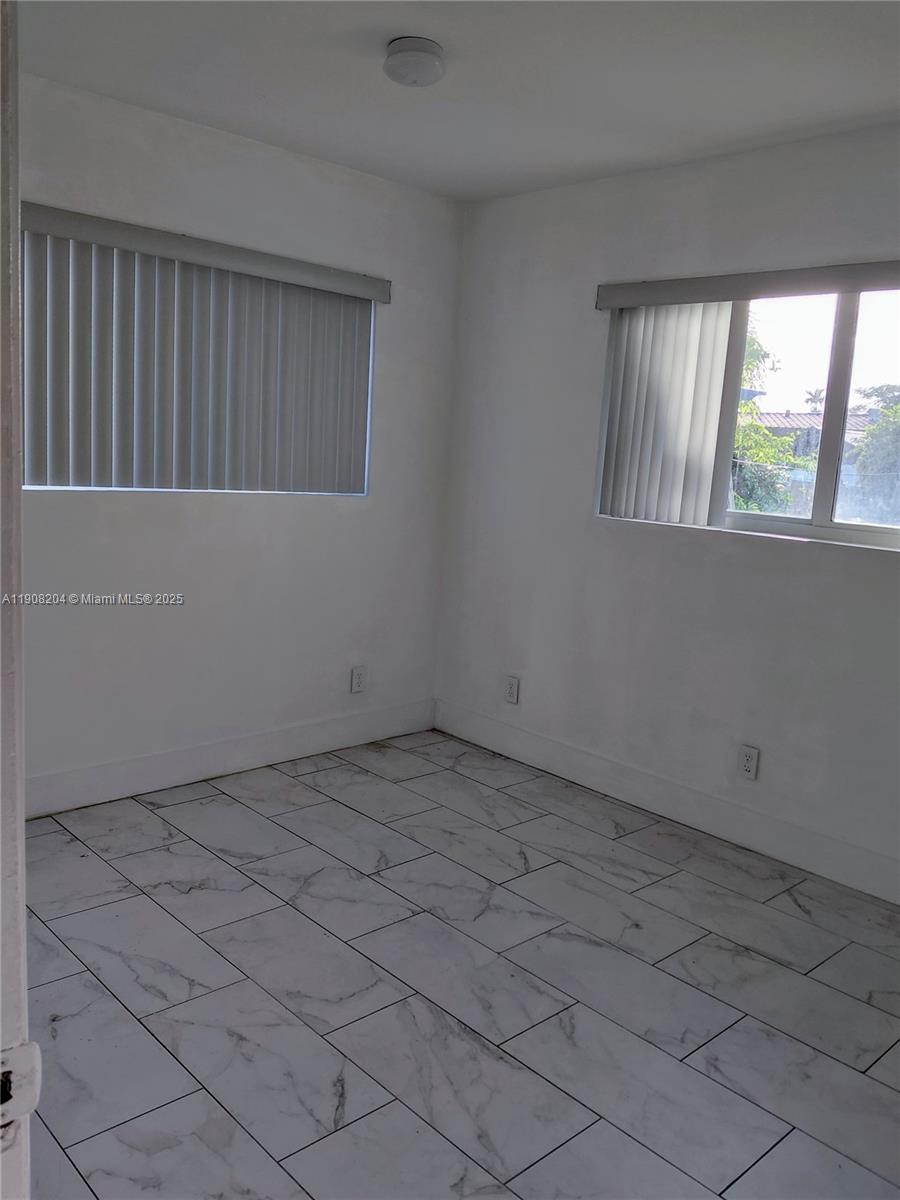 CORAL PARK ESTATES SEC 1 - Residential