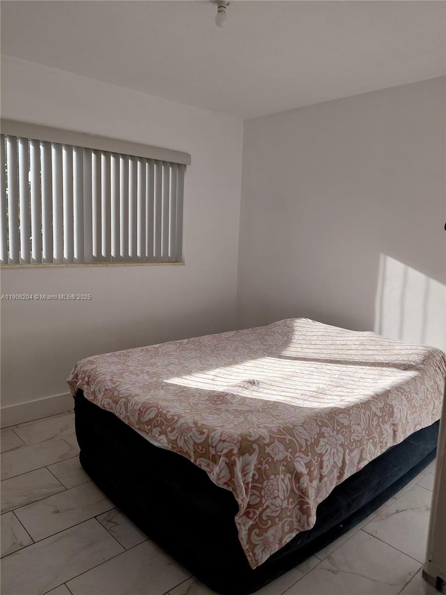 CORAL PARK ESTATES SEC 1 - Residential