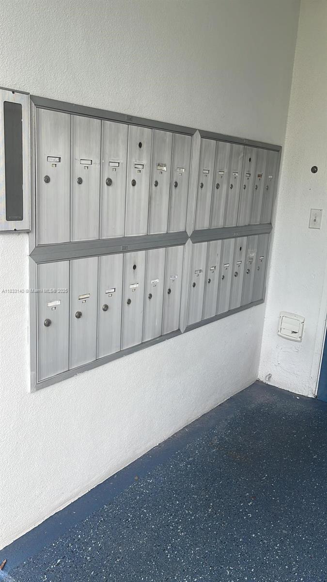 TILFORD N CONDO - Residential