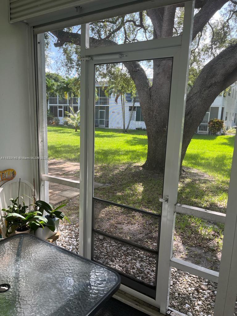 TILFORD N CONDO - Residential