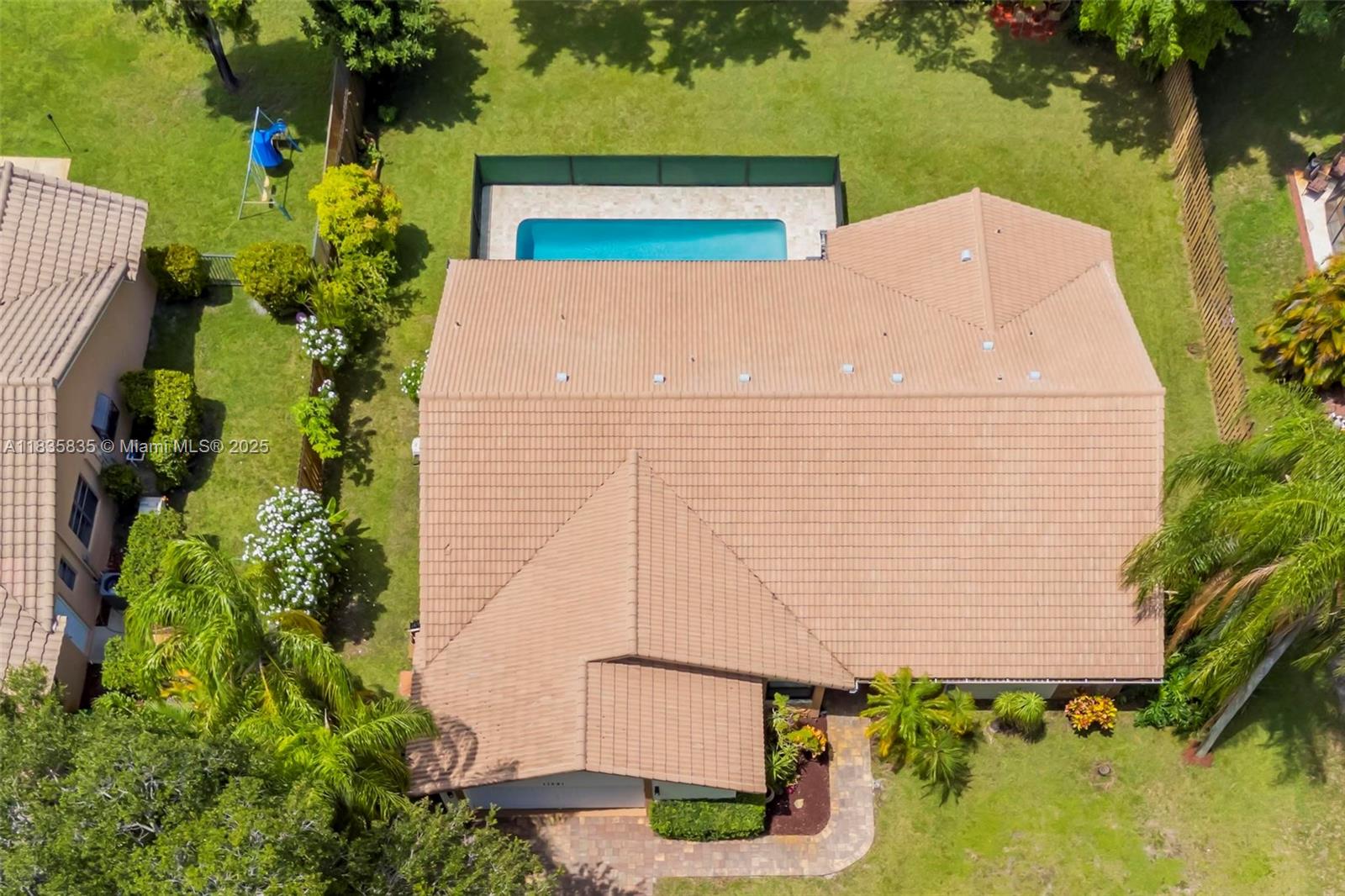 Stunning 4-Bedroom Home with Saltwater Pool – No HOA!
Updated single-story 4-bed, 2.5-bath home in Coral Springs with 2,228 sq. ft. of open living space, vaulted ceilings, and tile flooring throughout.
The gourmet kitchen features custom wood cabinetry, quartzite counters and backsplash, stainless appliances, and a 9-ft island with induction cooktop.
Impact windows, accordion shutters, and a whole-house surge protector offer security and efficiency. Window blinds throughout for added privacy.
Enjoy a fenced yard with fruit trees, travertine patio, and a resurfaced 15x30 saltwater pool with new pump and LED lights, perfect for entertaining.
Walk to a top-rated elementary school. No HOA, enjoy the freedom!
Schedule your showing today, this gem won’t last!