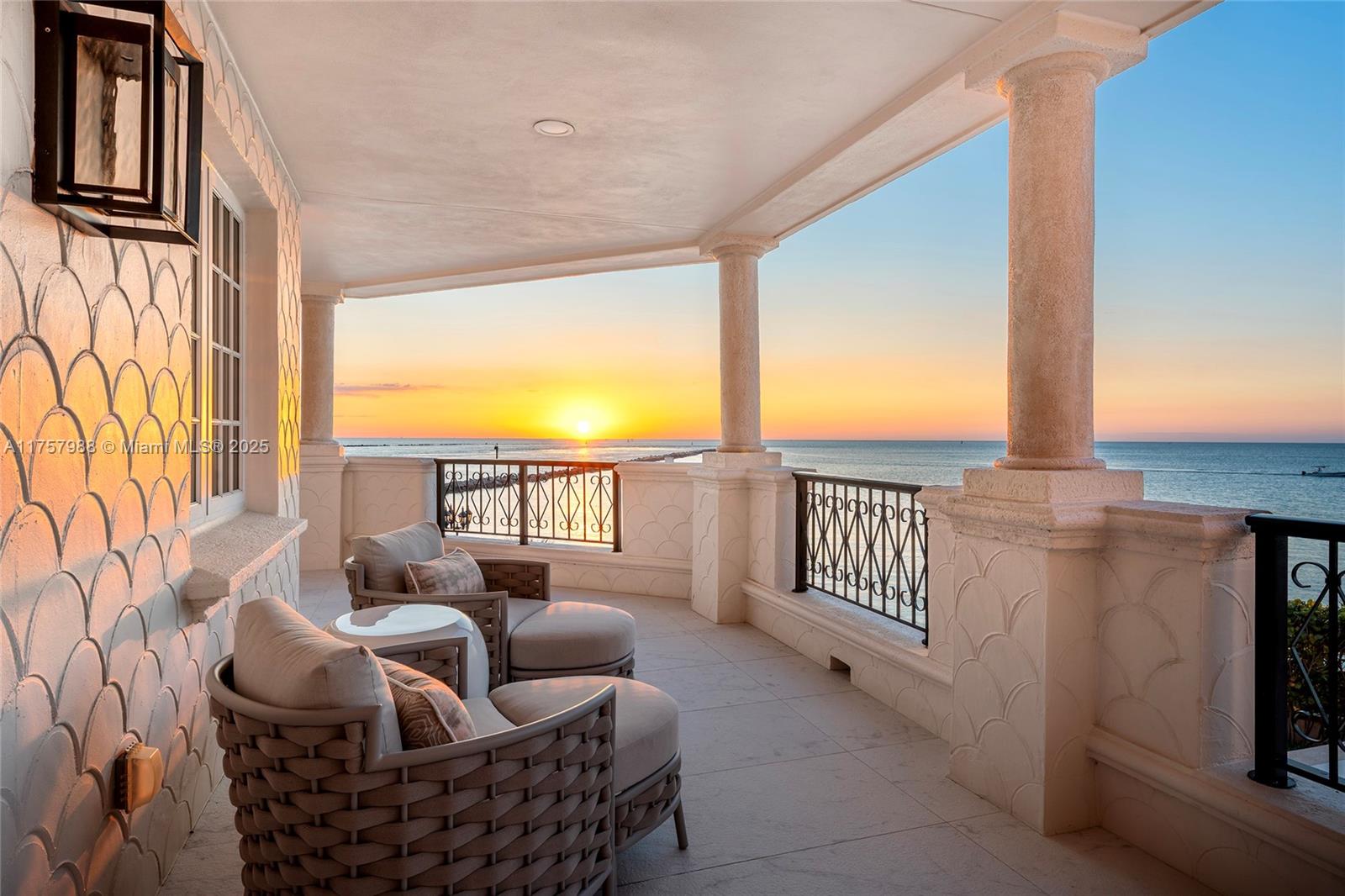 OCEANSIDE @ FISHER ISL CO - Residential
