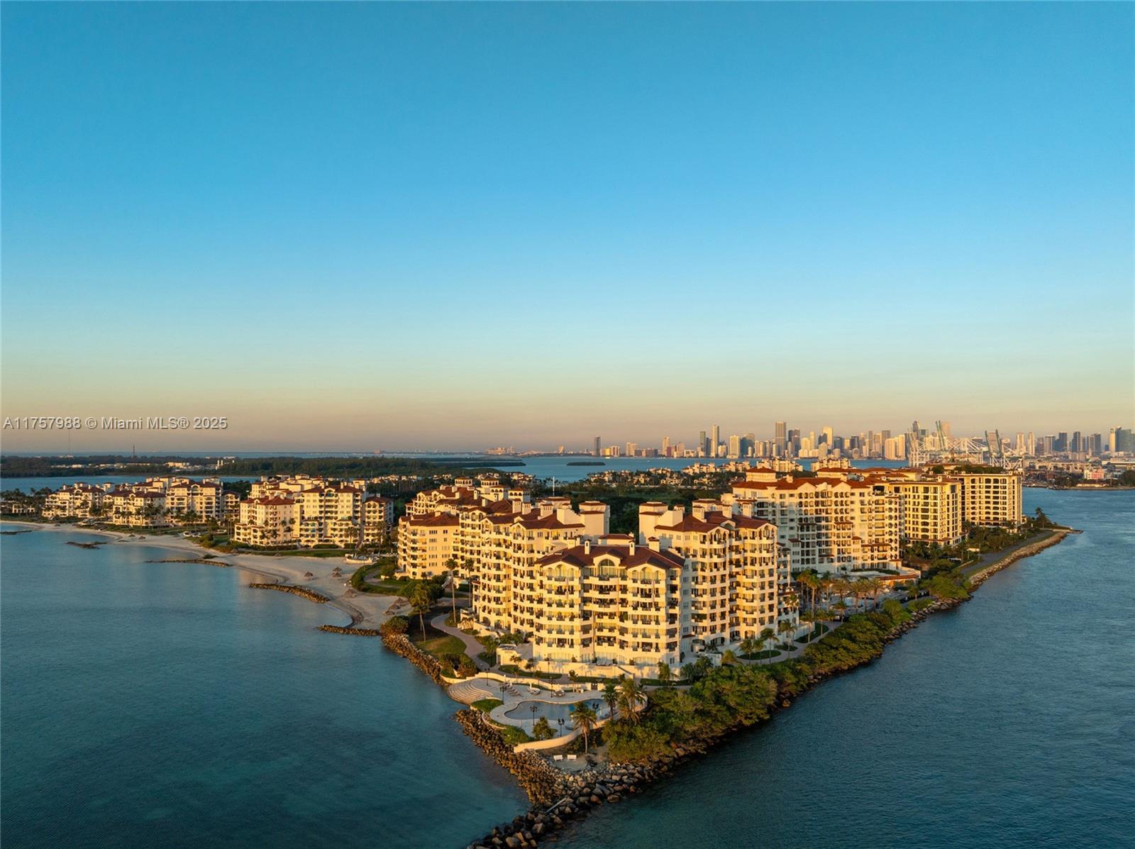OCEANSIDE @ FISHER ISL CO - Residential