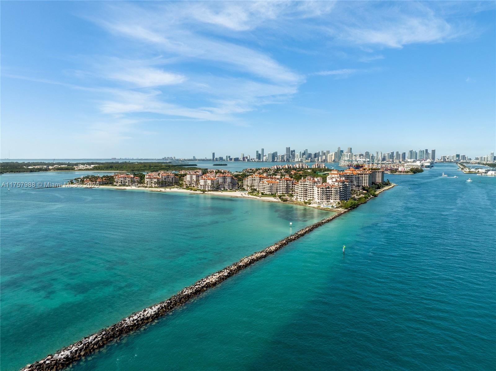 OCEANSIDE @ FISHER ISL CO - Residential