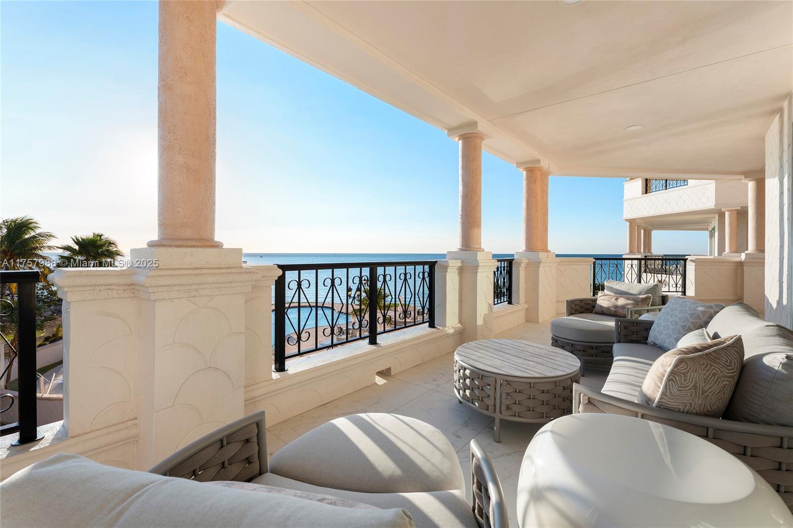 OCEANSIDE @ FISHER ISL CO - Residential