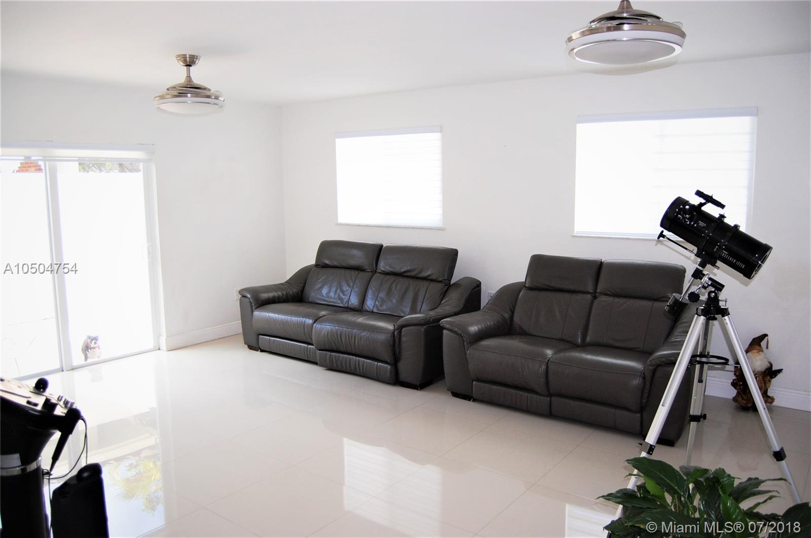 CORAL WEST HGTS - Residential