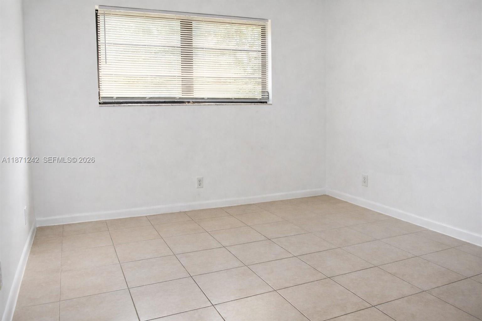 FAIRWAYS OF CORAL SPRINGS - Residential