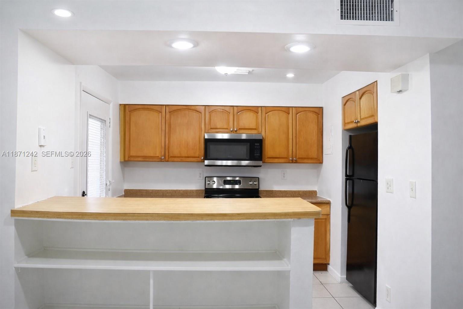FAIRWAYS OF CORAL SPRINGS - Residential