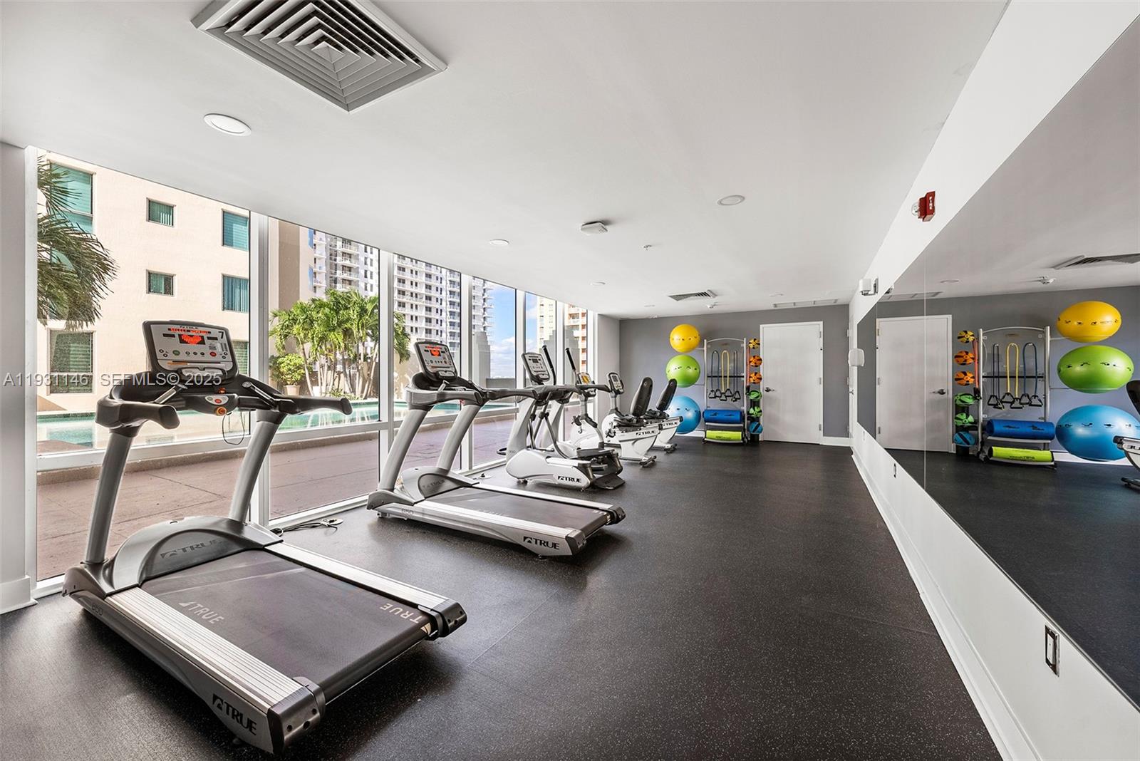 METROPOLIS II AT DADELAND - Residential