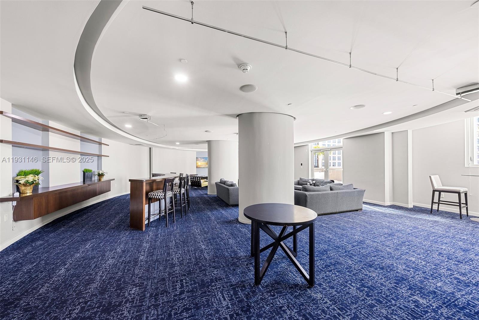 METROPOLIS II AT DADELAND - Residential