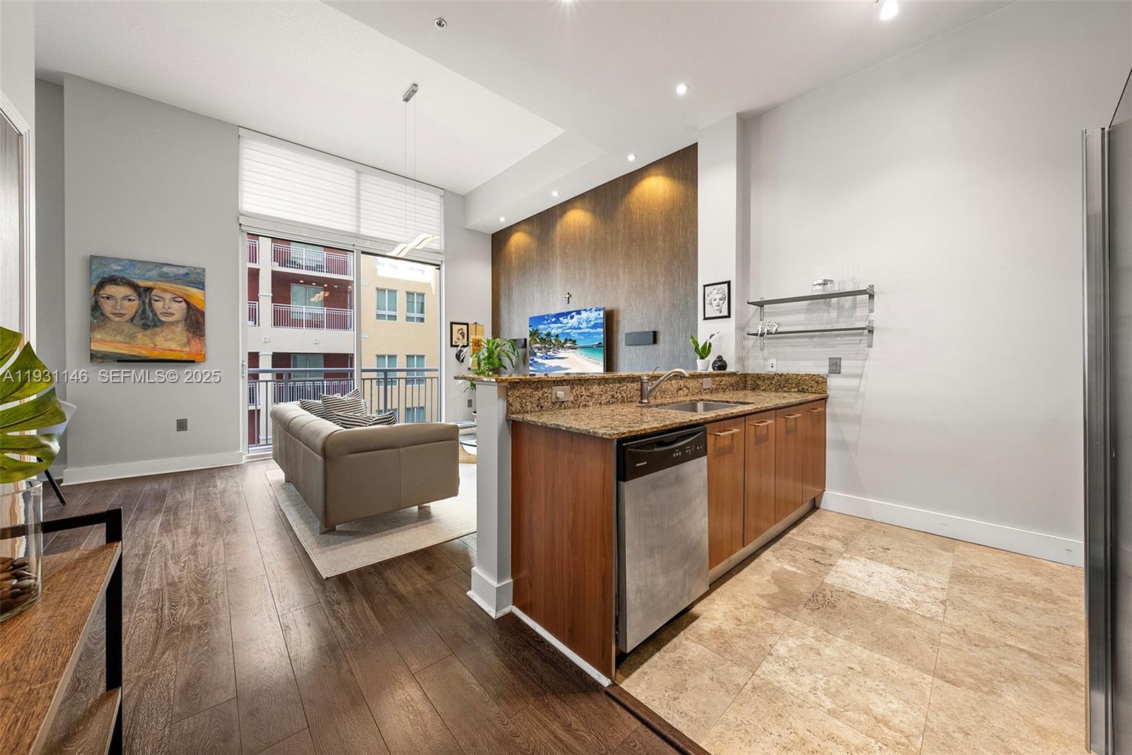 METROPOLIS II AT DADELAND - Residential