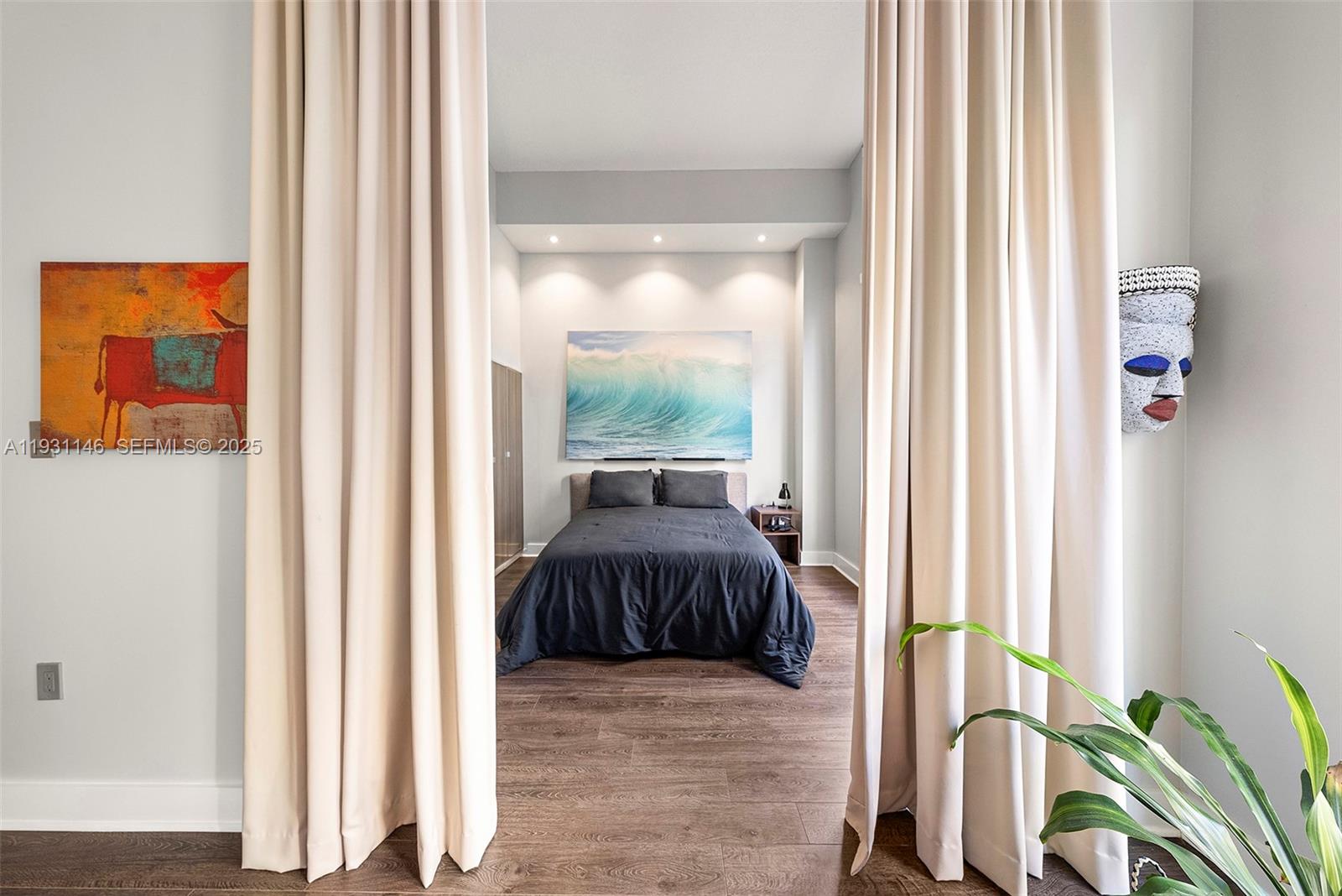 METROPOLIS II AT DADELAND - Residential