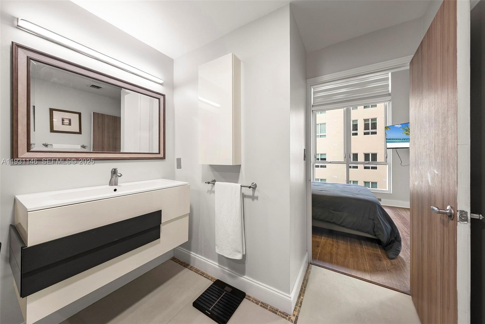 METROPOLIS II AT DADELAND - Residential