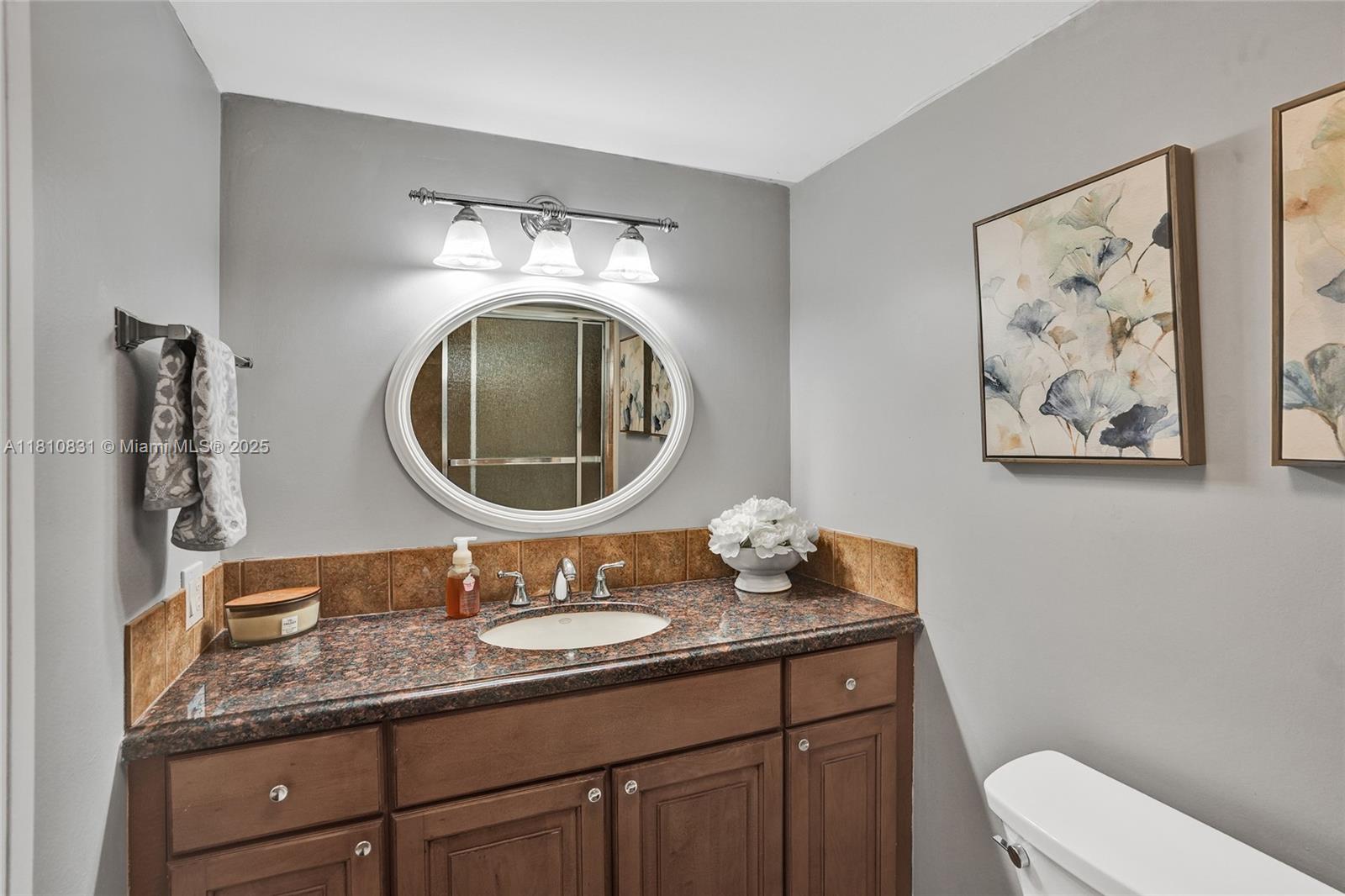 WARWICK CONDO - Residential Lease