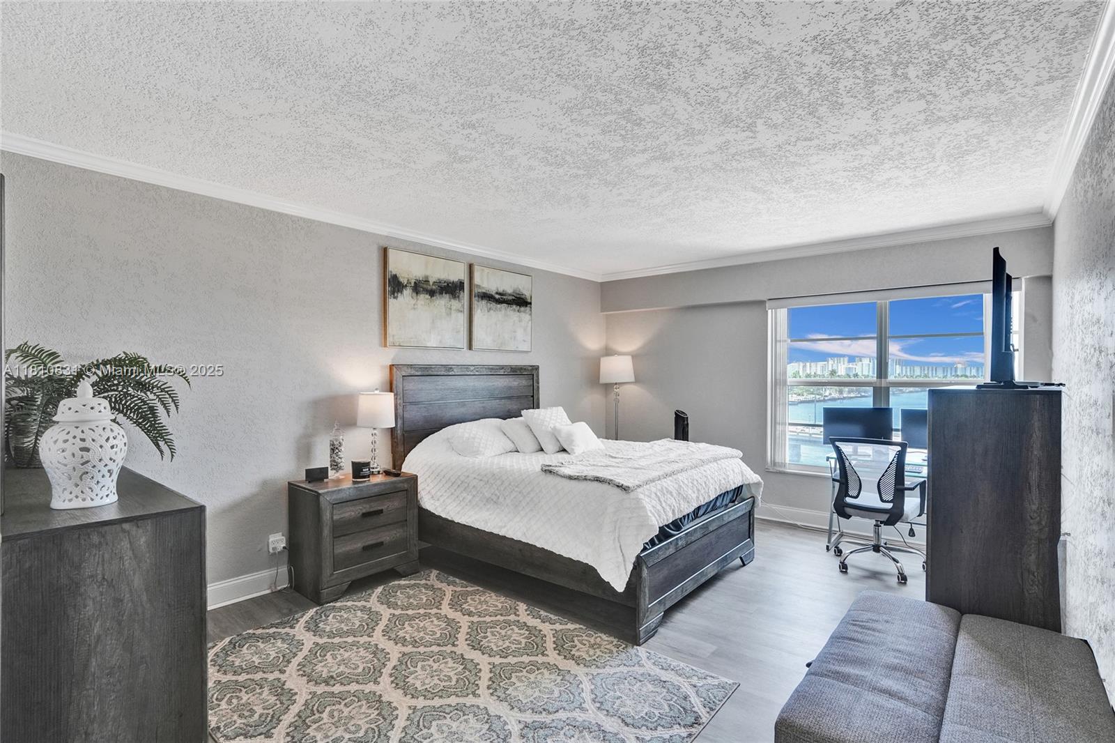 WARWICK CONDO - Residential Lease