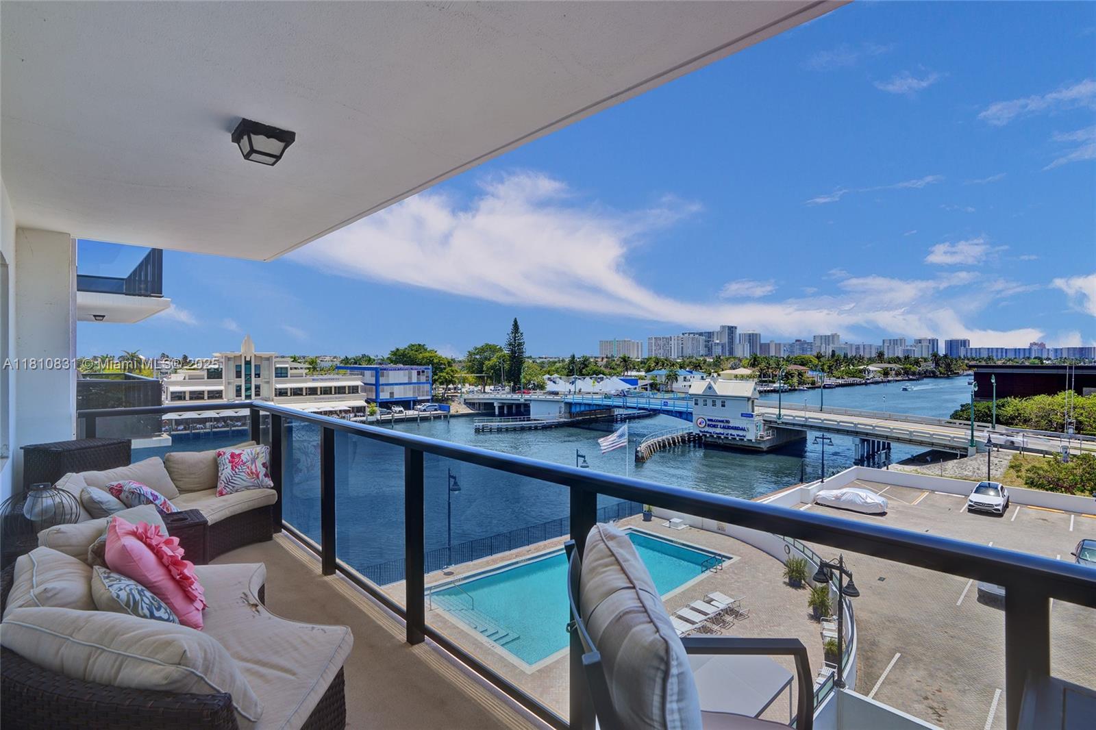 WARWICK CONDO - Residential Lease