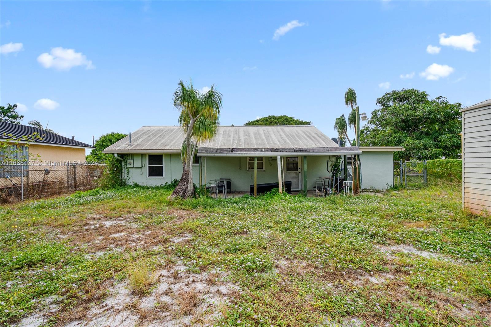 RIDGE GROVE - Residential