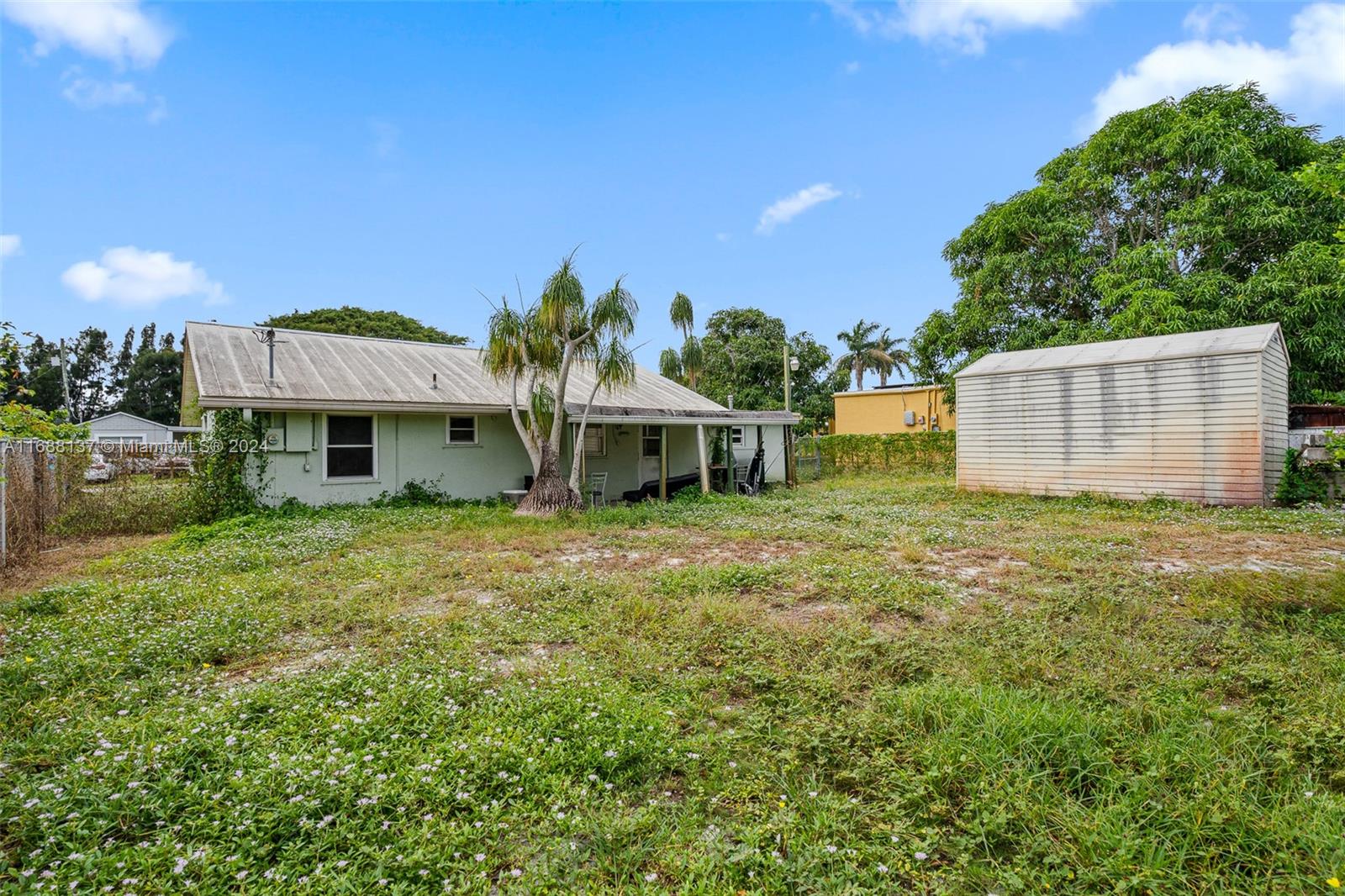 RIDGE GROVE - Residential