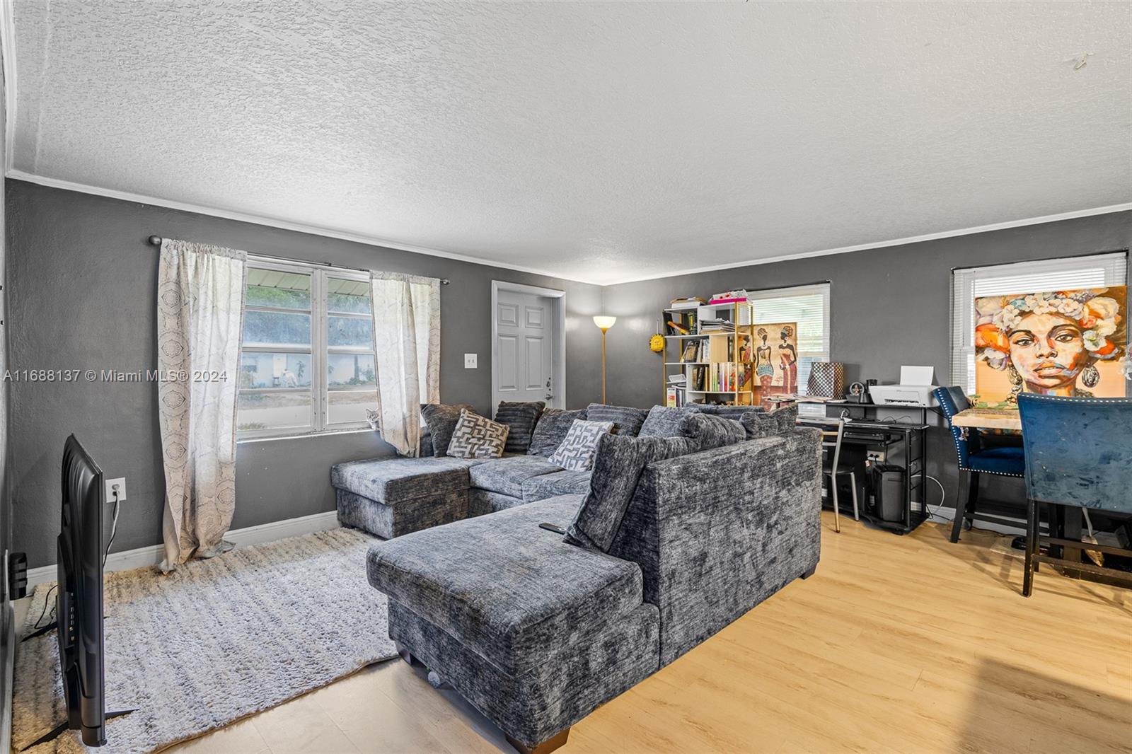 RIDGE GROVE - Residential
