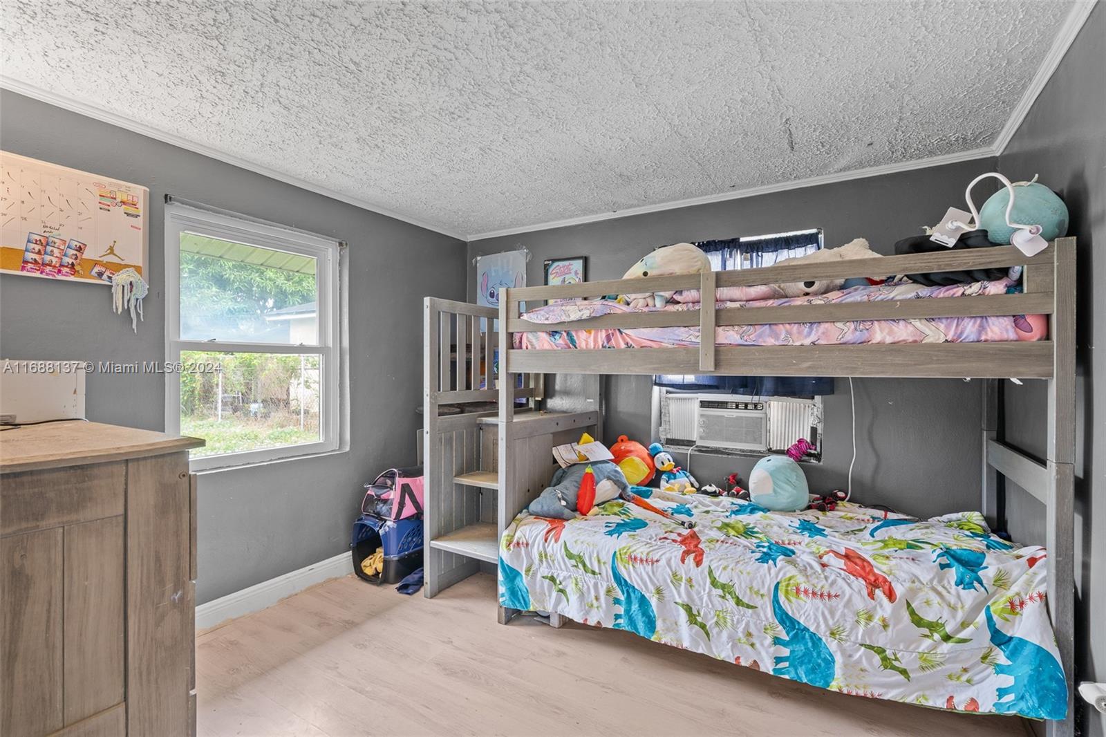 RIDGE GROVE - Residential