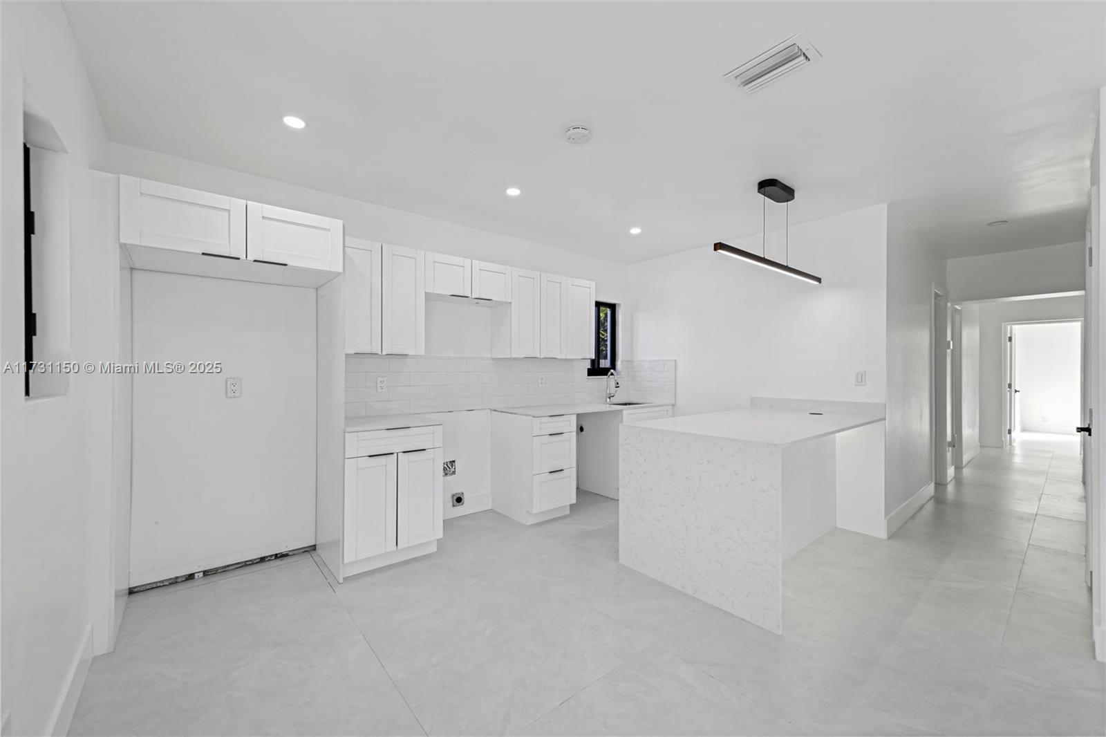 LAUDERDALE MANORS REVISED - Residential