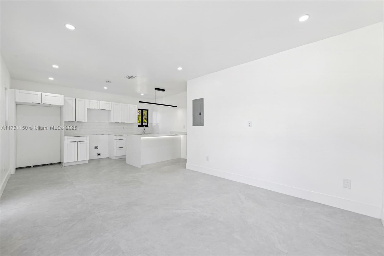 LAUDERDALE MANORS REVISED - Residential