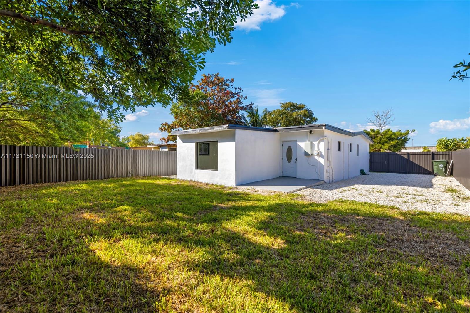 LAUDERDALE MANORS REVISED - Residential